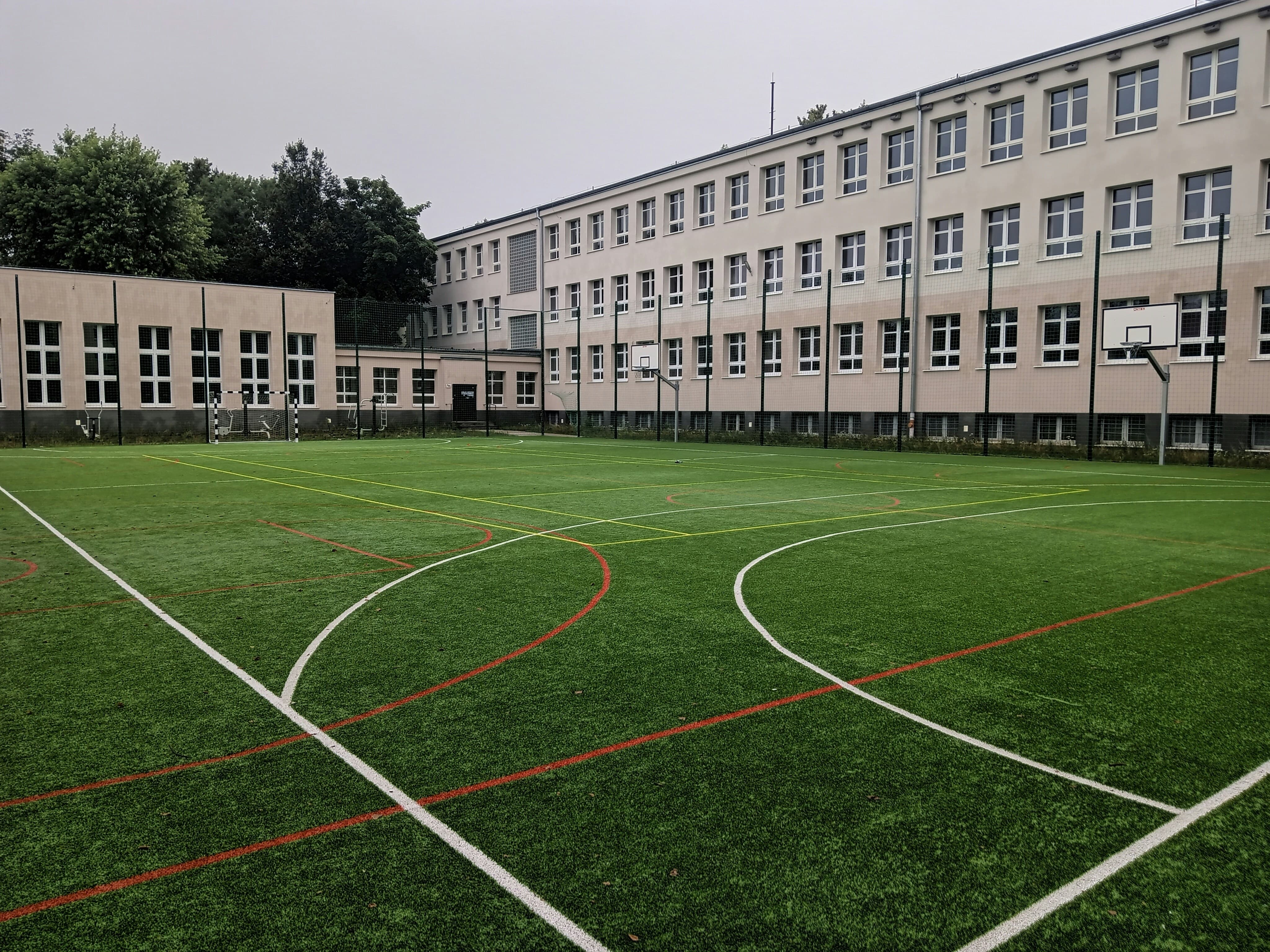 Inwentaryzacja w technikum i liceum - spis wyposażenia pracowni zawodowych i przedmiotowych